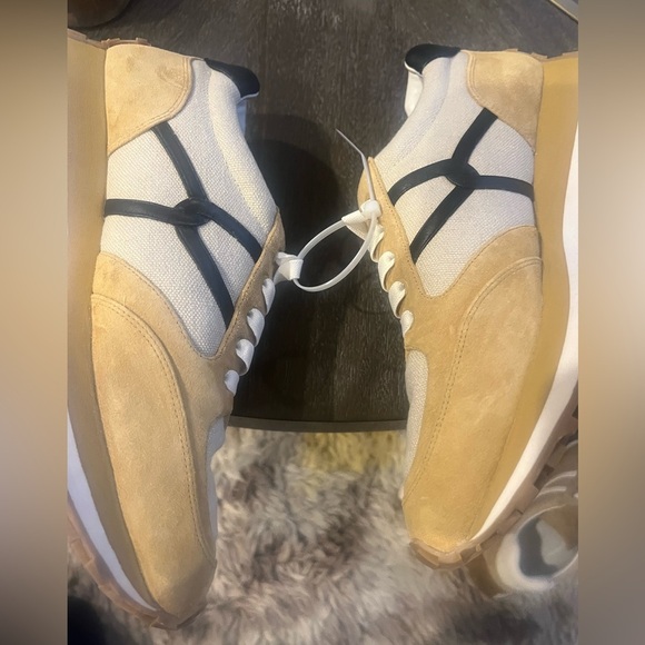 Veronica Beard Valentina Sneaker size 13. Ecru - Picture 6 of 7